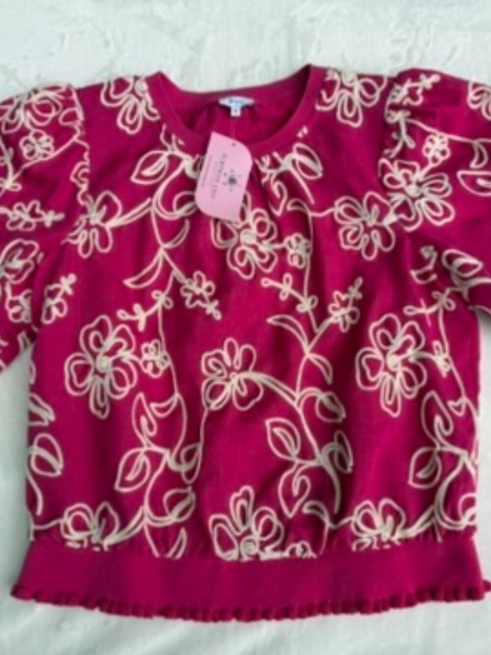 VOY Pink Floral Embroidered Puff Sleeve Top, Size M new with tags